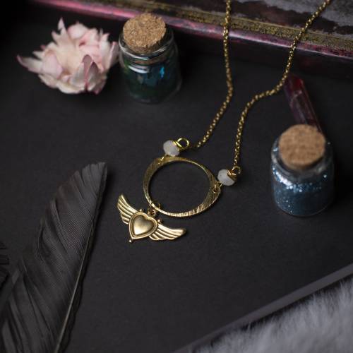 collier ras de cou hommage à sailor moon