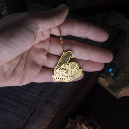 collier pendentif corbeau en laiton
