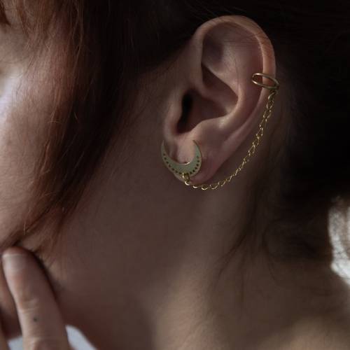 ear cuff - bague d'oreille avec chaîne  lune en laiton