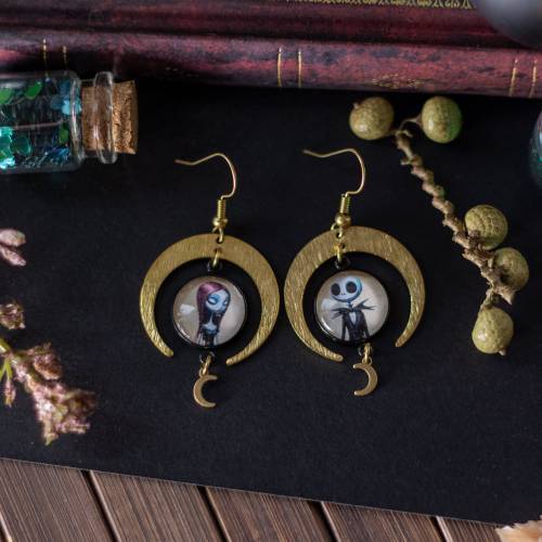 boucles d'oreilles cabochon en verre hommage à jack et Sally