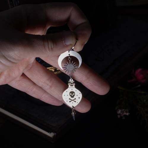 boucles d'oreilles bouteille de poison- gothique- punk