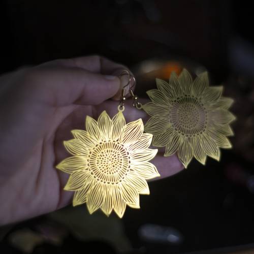 Maxi boucles d'oreilles tournesol en laiton