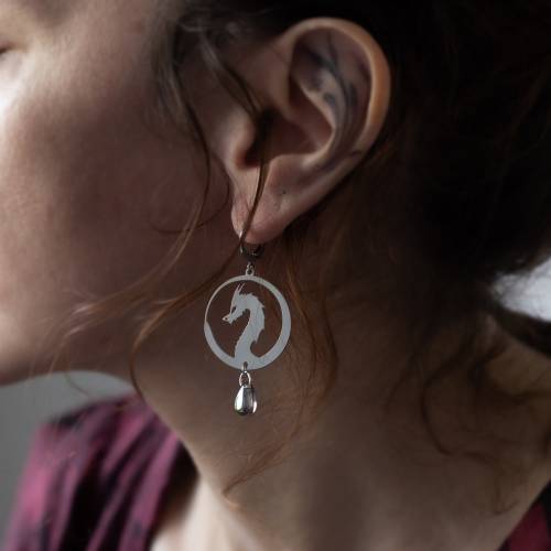 boucles d'oreilles dragon en acier inoxydable